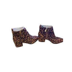 new day size 6 boots with leopard print in brown